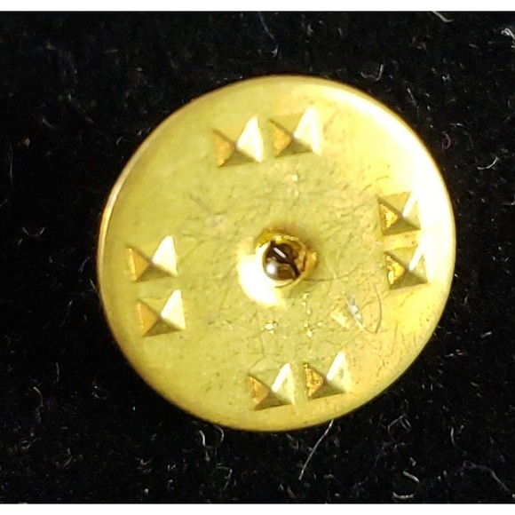 Vintage Unsigned Duck With Hat Walking Among The Flowers Pin, Metal Lapel Pin - Picture 9 of 10